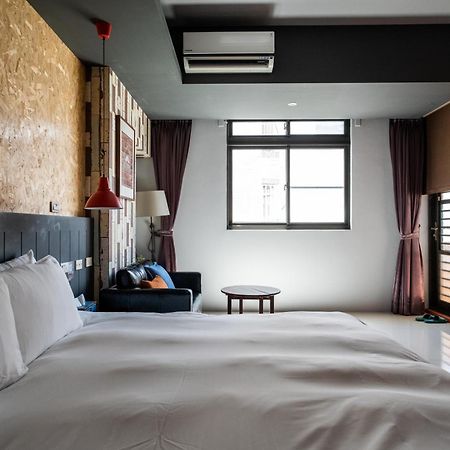 Huzi Room Tainan Exterior photo